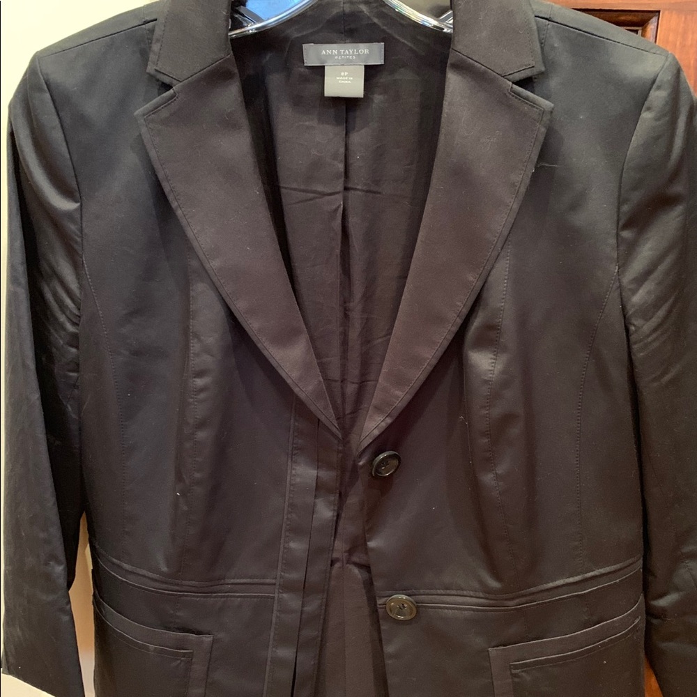 Ann Taylor lightweight blazer